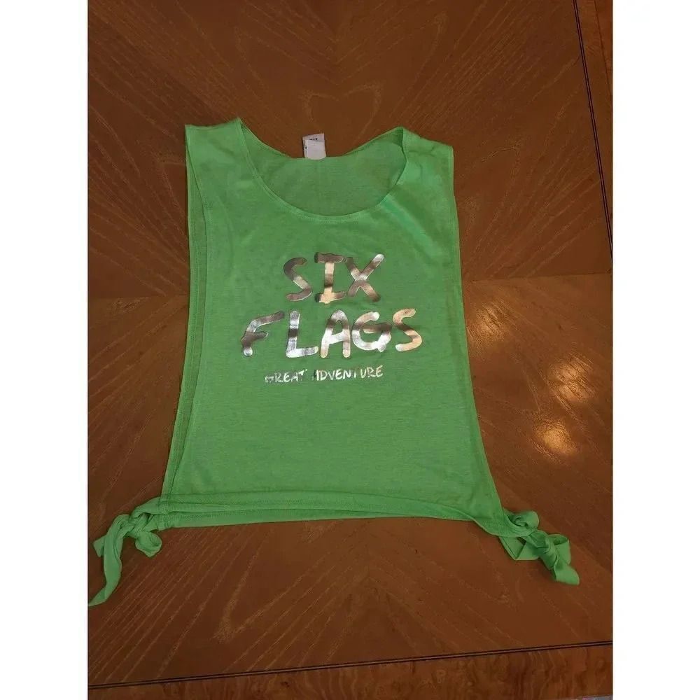 Great adventure six flags top size L womens